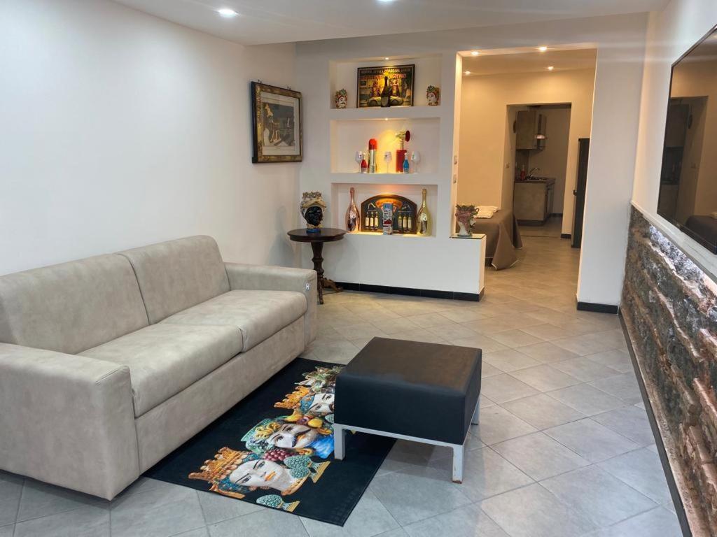 קטאניה Tiziano'S Home מראה חיצוני תמונה