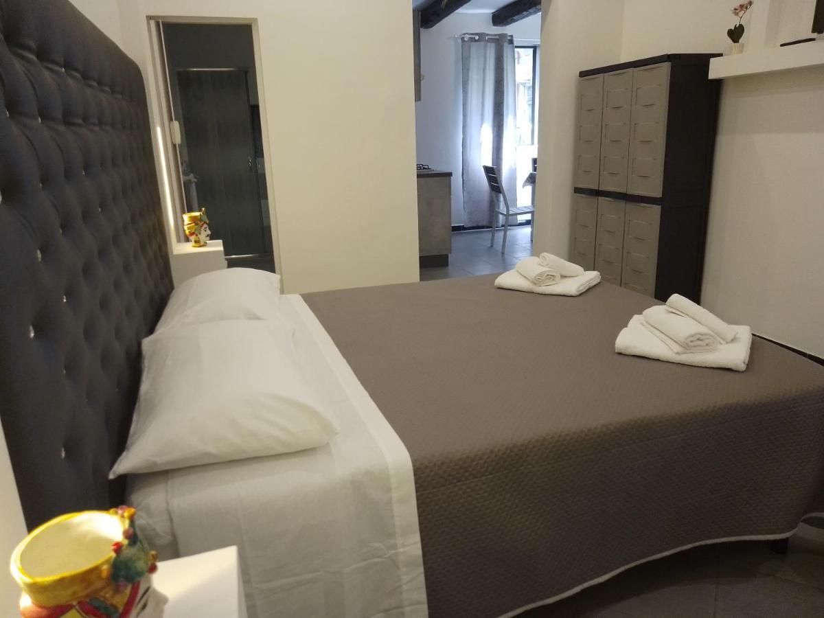 קטאניה Tiziano'S Home מראה חיצוני תמונה